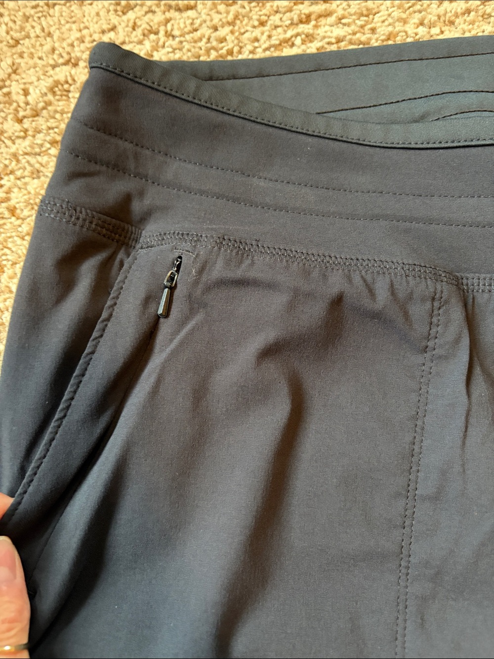 Mountain Hardwear Dynama Lined Pant Black Drawstring Waist Women’s size XL - Picture 3 of 16